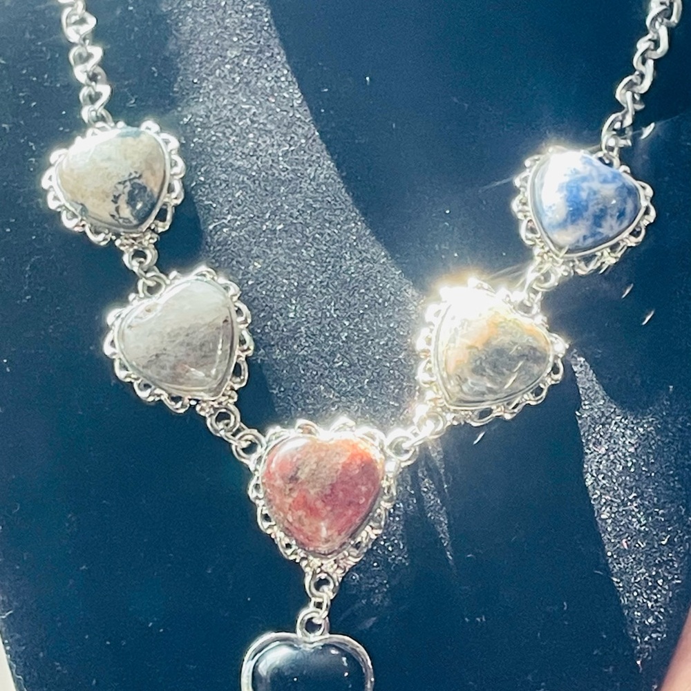 Elegant multiples, heart gem stones Necklace with Intricate Design